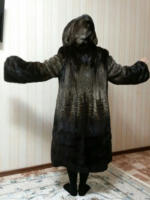 Продается шуба норковая