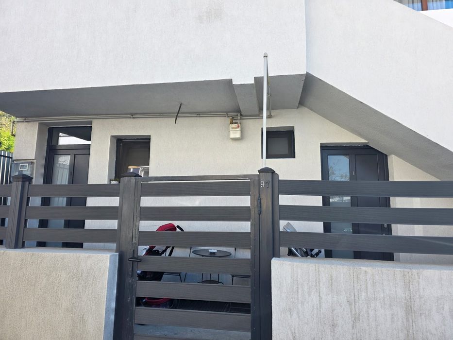 Inchiriez apartament