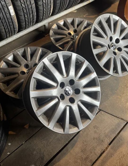 Диски R17 Toyota Crown Majesta