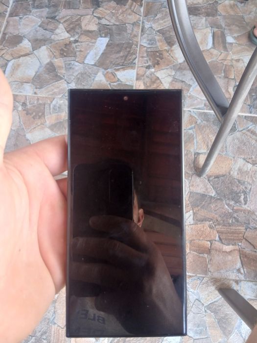 Vanda sau schimb s 24 ultra de 512gb
