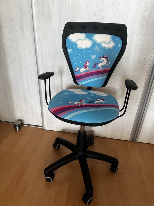 2 scaune pentru birou copii