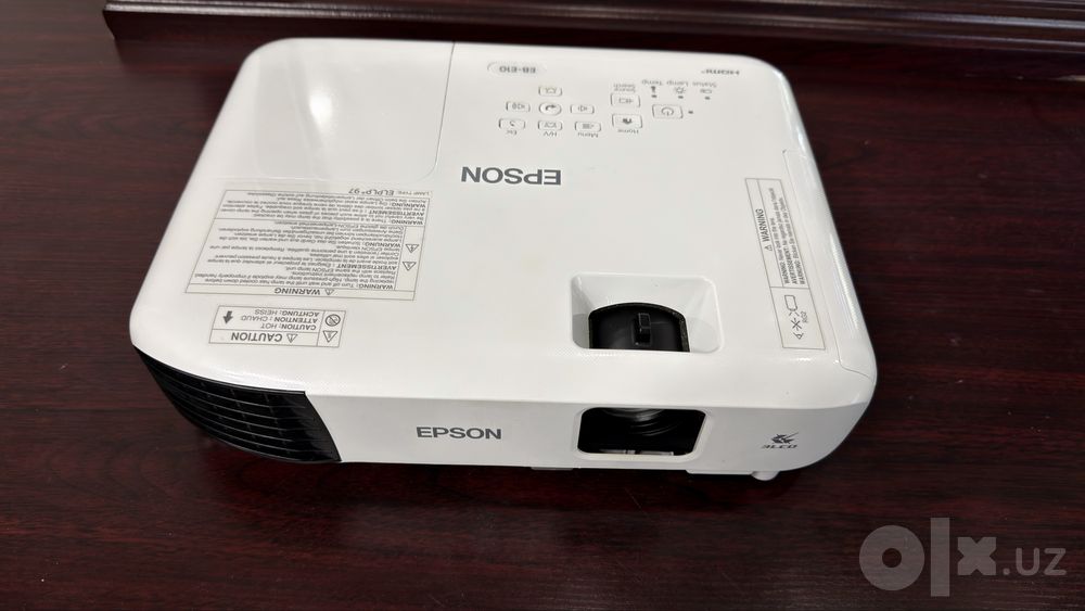Проектор Epson EB-E10
