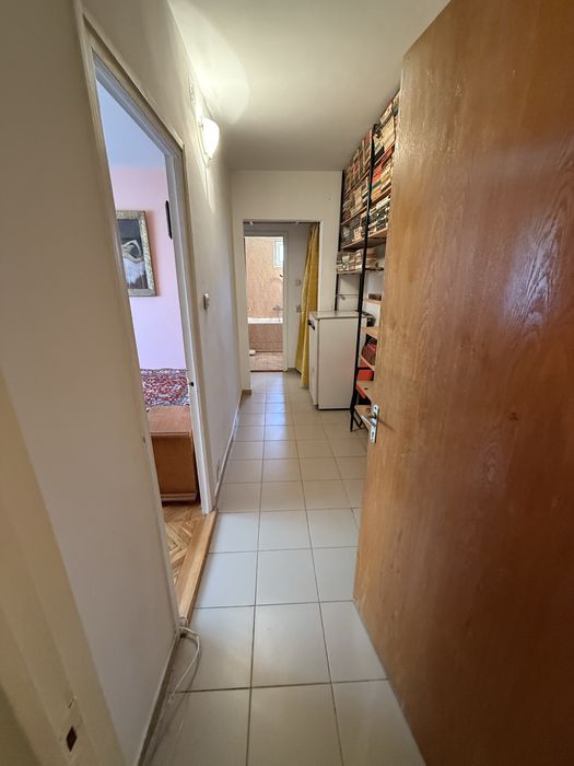 Apartament 3 camere, semidecomandat, etaj 3/4, parcare – Barbu Lăutaru, cartier Astra, Brașov