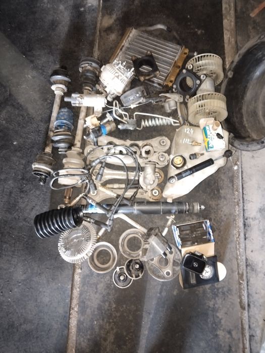 Продам запчасти для Мерседес