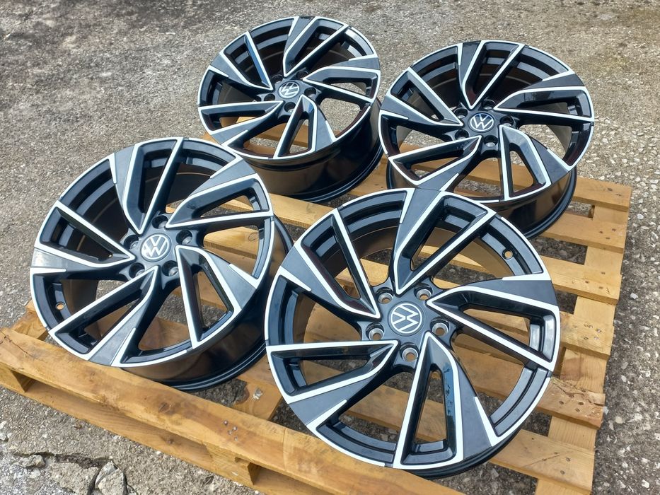 17"5x112 Vw Seat Škoda 7.5j et40 Golf Gti GTD Passat Leon Superb Octavia Чисто Нови.