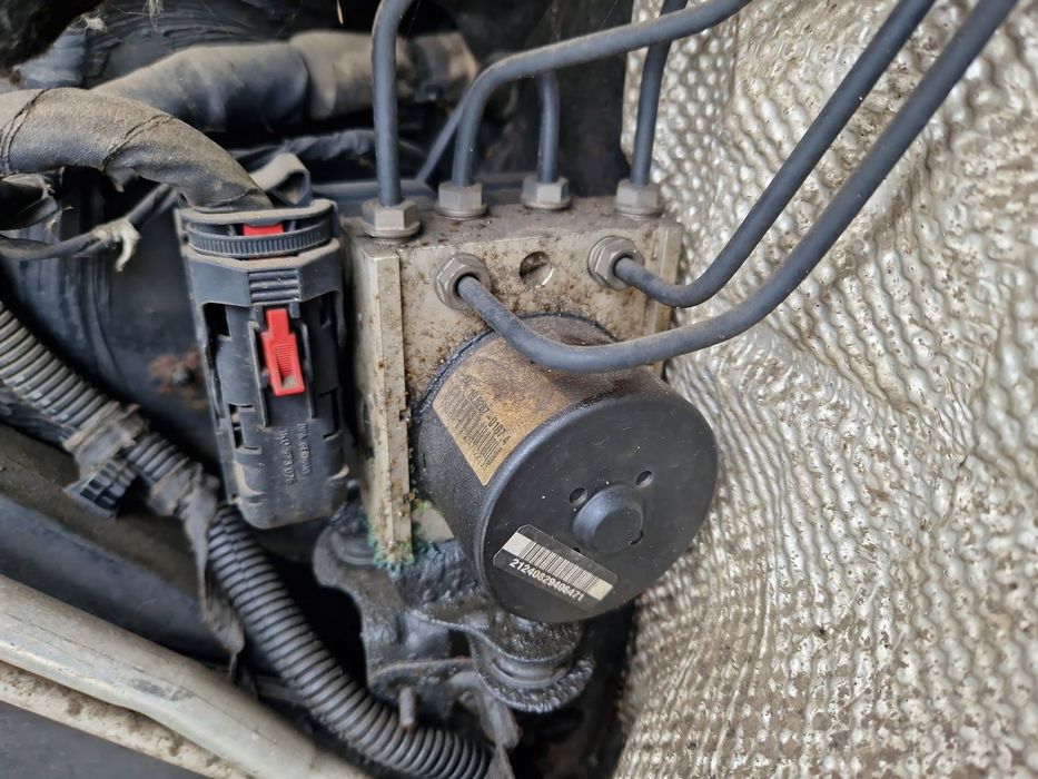 Pompa ABS Volkswagen Jetta 3 (1K2) [Fabr 2005-2010] 1K0614117H 1.6 Ben