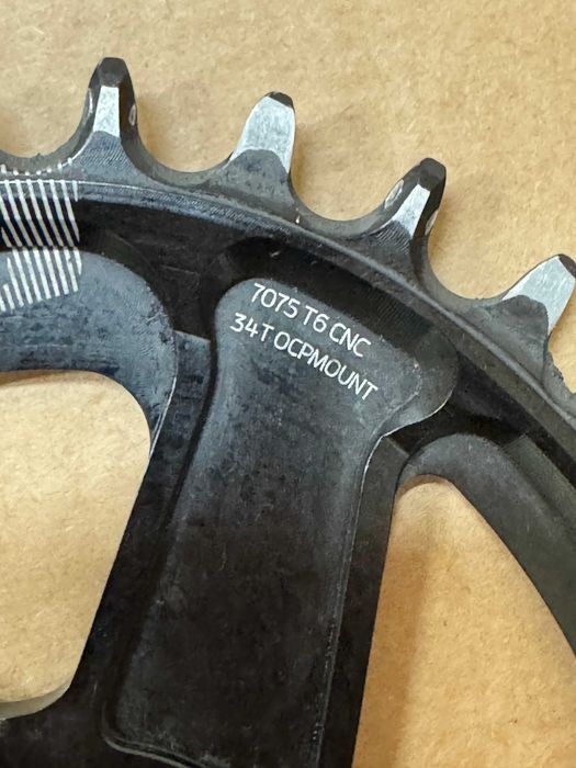 ROTOR Kapic алуминиеви курбели 175 мм + 2х плочи овални 30 и 34 зъбни
