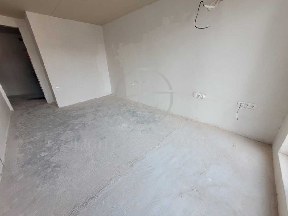 Продава се Тристаен апартамент в Пловдив, Остромила - 124 кв.м за 823 €/кв.м - Снимка #9