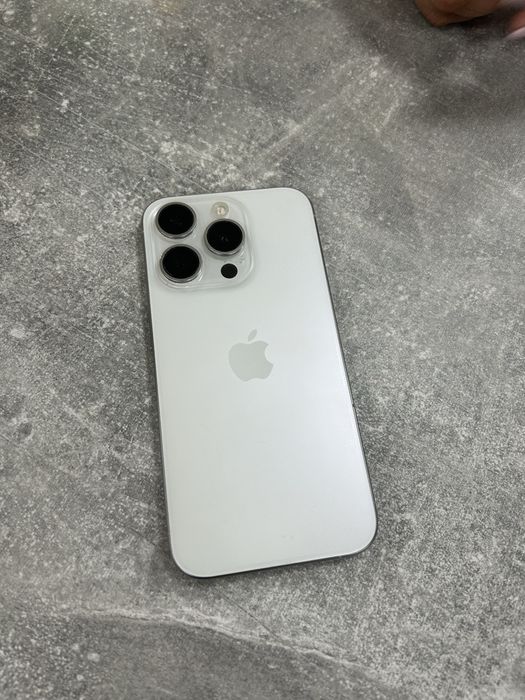 Vand Iphone 15 PRO