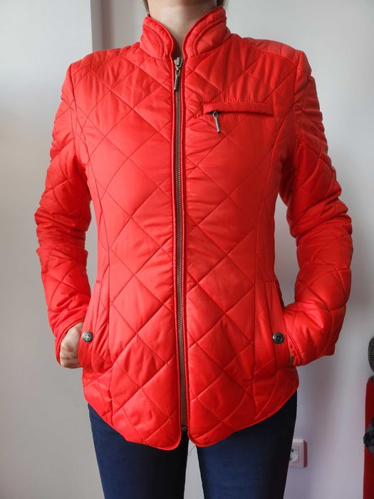 Geaca rosie Lee Cooper ca noua