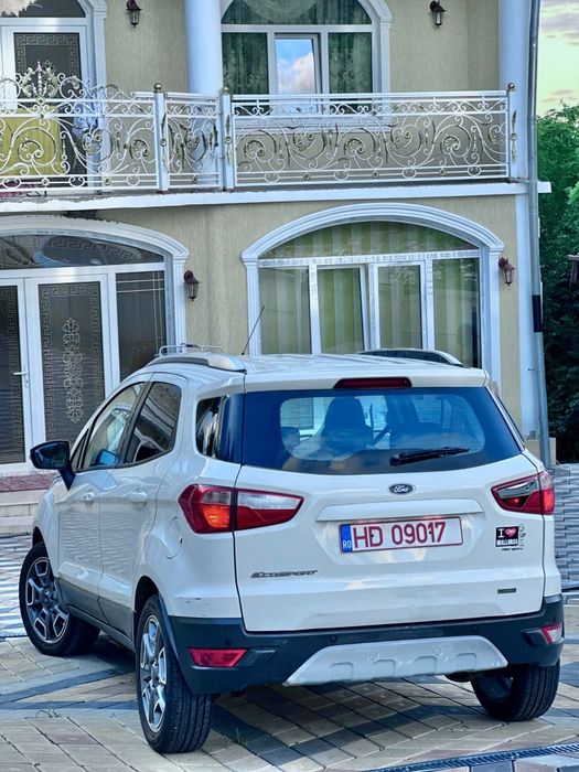 FORD Ecosport 2015 — imagine 3