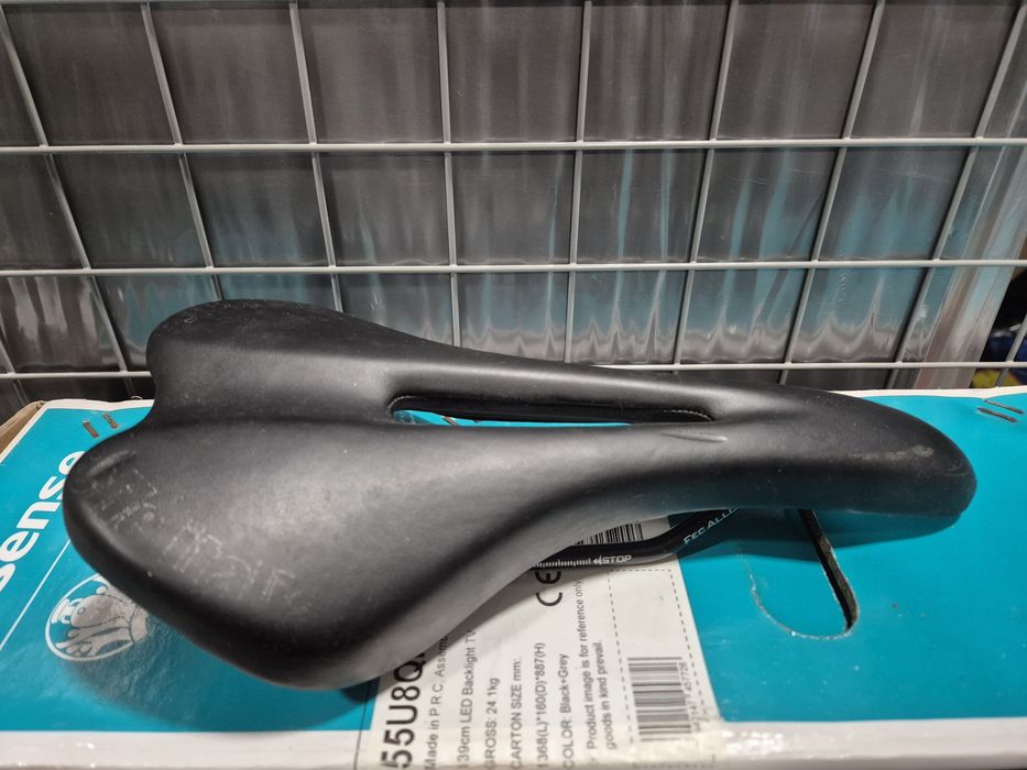 [Sa cursiera sosea] Selle Italia Q-bik flow, neagra, sine Fe-C