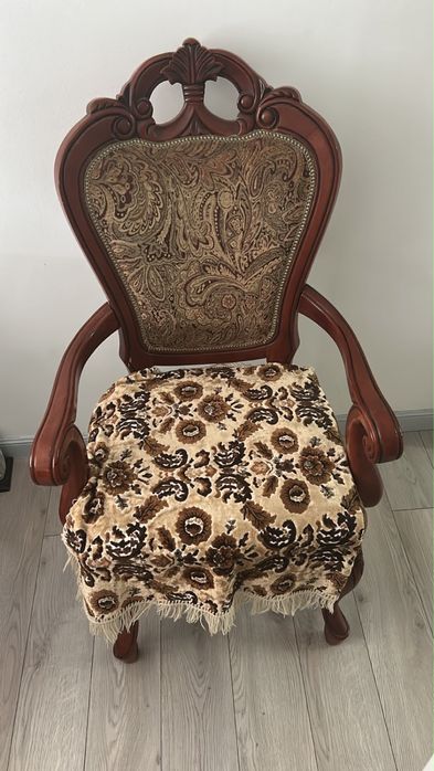 Продам стулья 2 шт