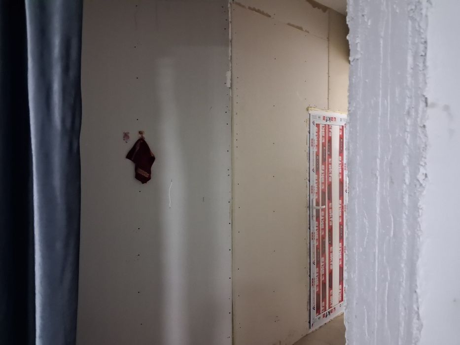 Padval sotiladi 94m². Sex yoki biznes uchun tayyor joy