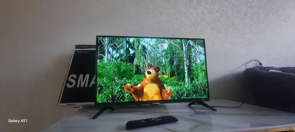 Samsung Smart 32 android televizor.