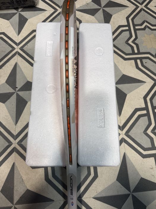 Racheta Tennis Vcore 98 305 g maner3