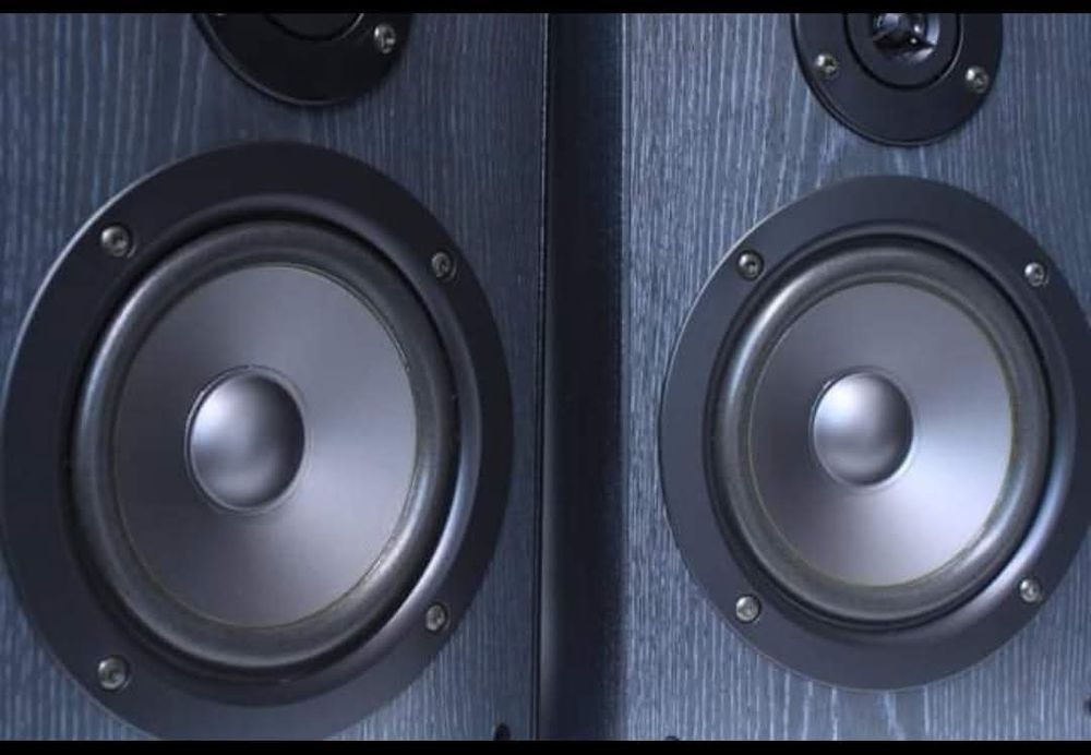 Boxe Jamo Cornet E35 |
/