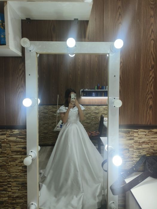 Kelin koʻylak sotiladi