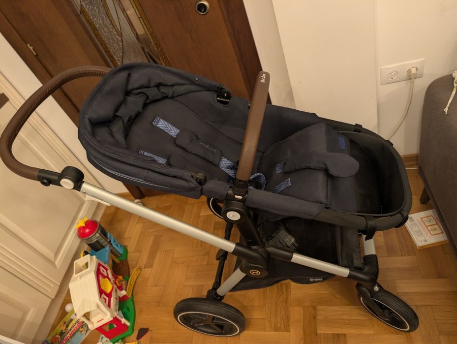Комплект Cybex Gold количка и столче за новородено