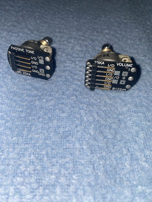 Doza pentru gat Emg Kirk Hammet Bone Breaker