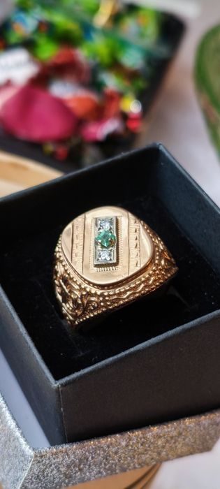 Перстень золотой.