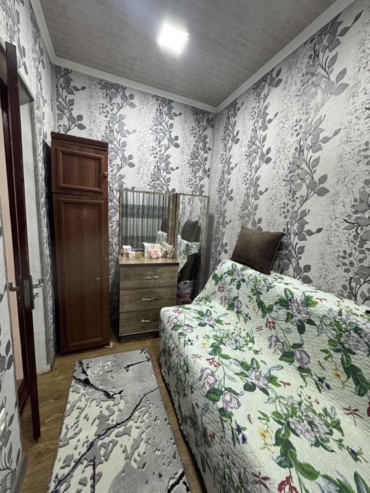 Продаётся на Авиасозлар-2 (2в3/5/5 чистый ремонт раздельный комнаты