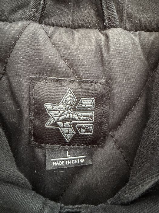 Яке Etnies X Pyramid Country лимитирана серия