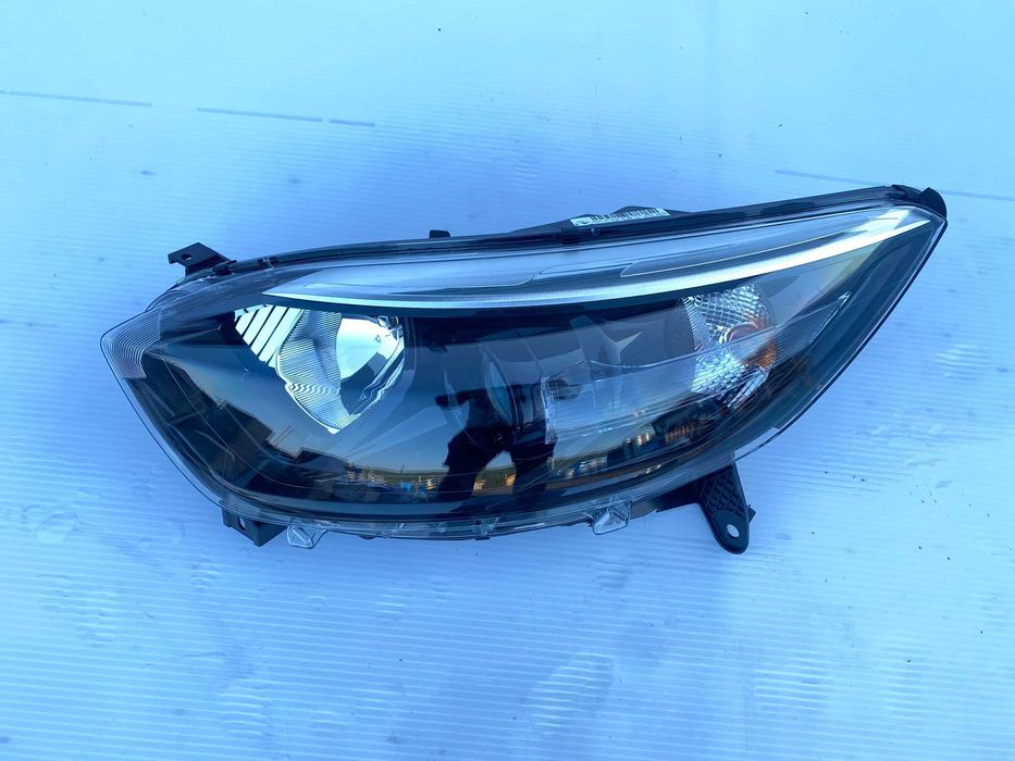Far stanga Renault Captur 1 2013-2020 complet nou original Renault