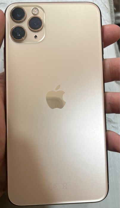 Продам айфон 11 про макс
