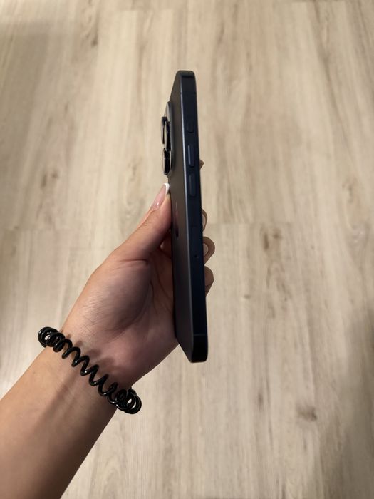 iPhone 15 Pro 128 GB Blue Titanium