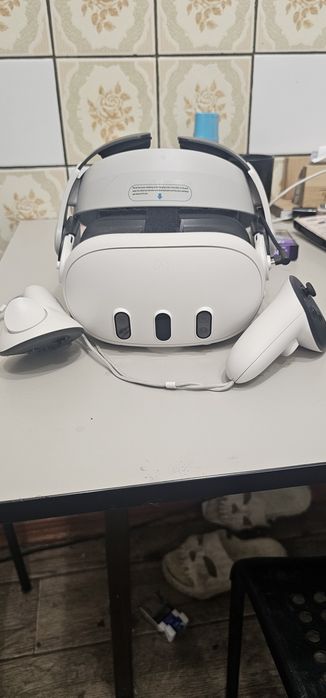 Продам VR Meta Quest 3