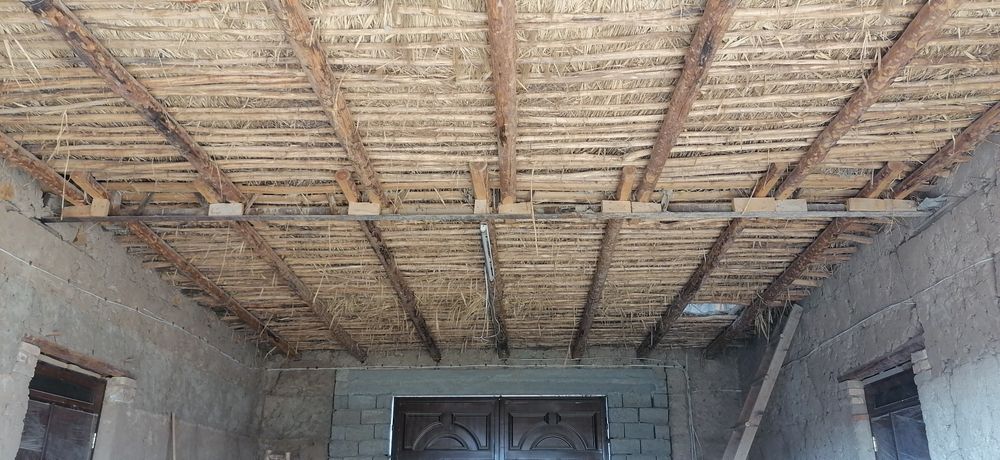 Срочно уй сотилади 6 сотихли 6 хонали вариантлар бор килишамиз