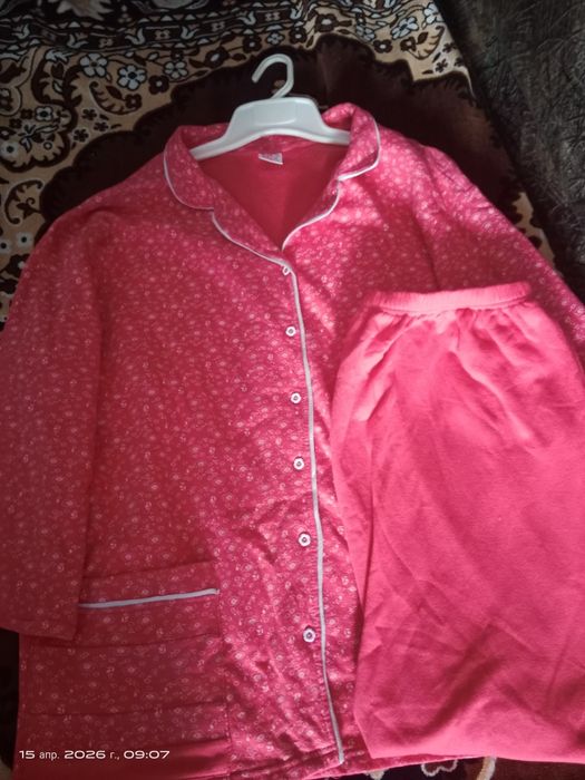 Продам пижаму с брюками