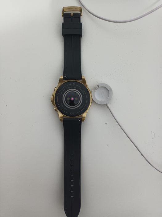 Smartwatch Armani Excange Gold