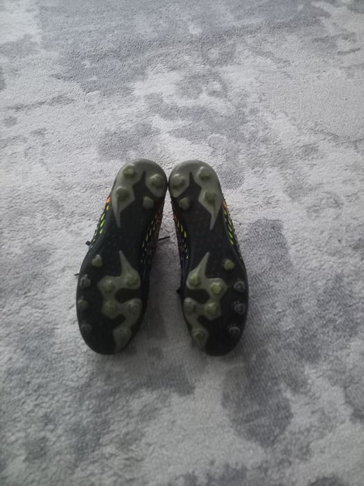 Futbol butsi 36 razmer