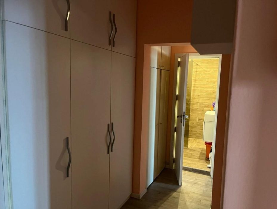 Дава се под наем Четиристаен апартамент в София, Банишора - 80 кв.м за 1500 € - Снимка #9