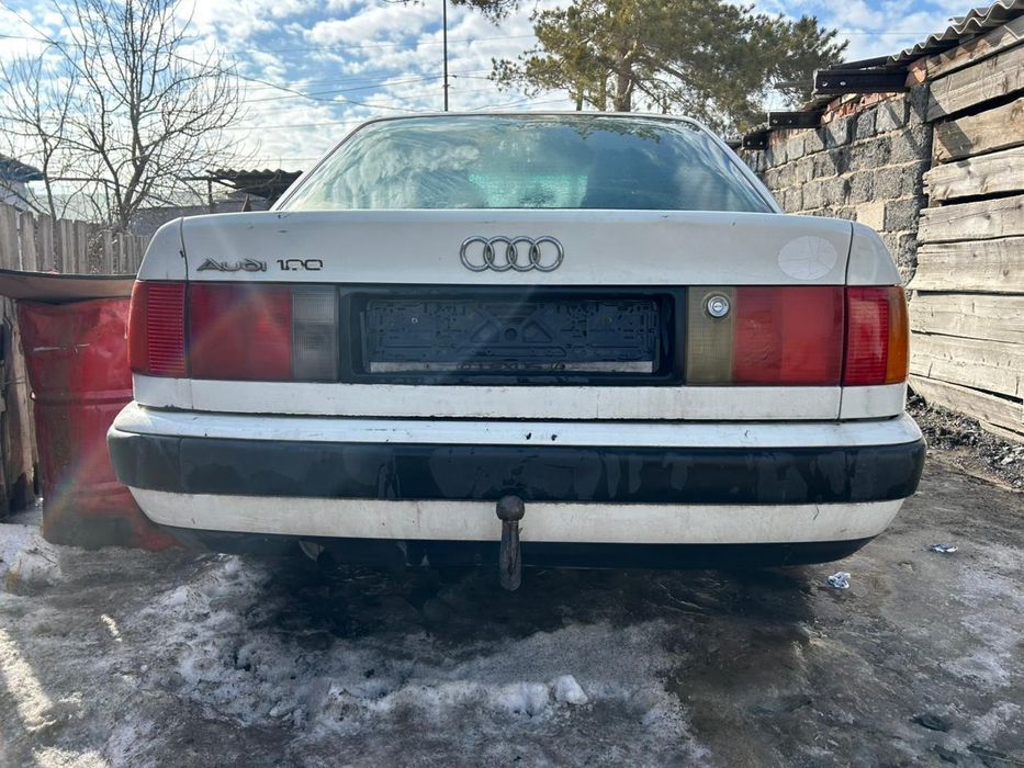Продаю автомобиль  Ауди С 4