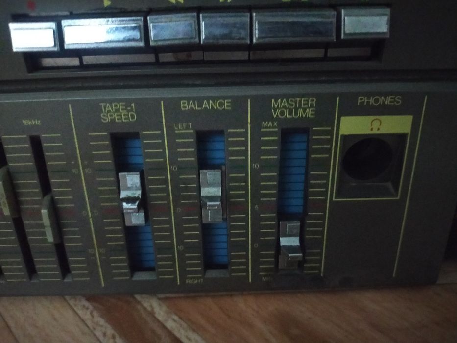 Магнитофон шарп 9000