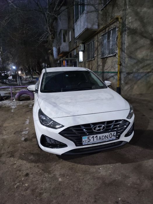 Продам хиундай ай 30