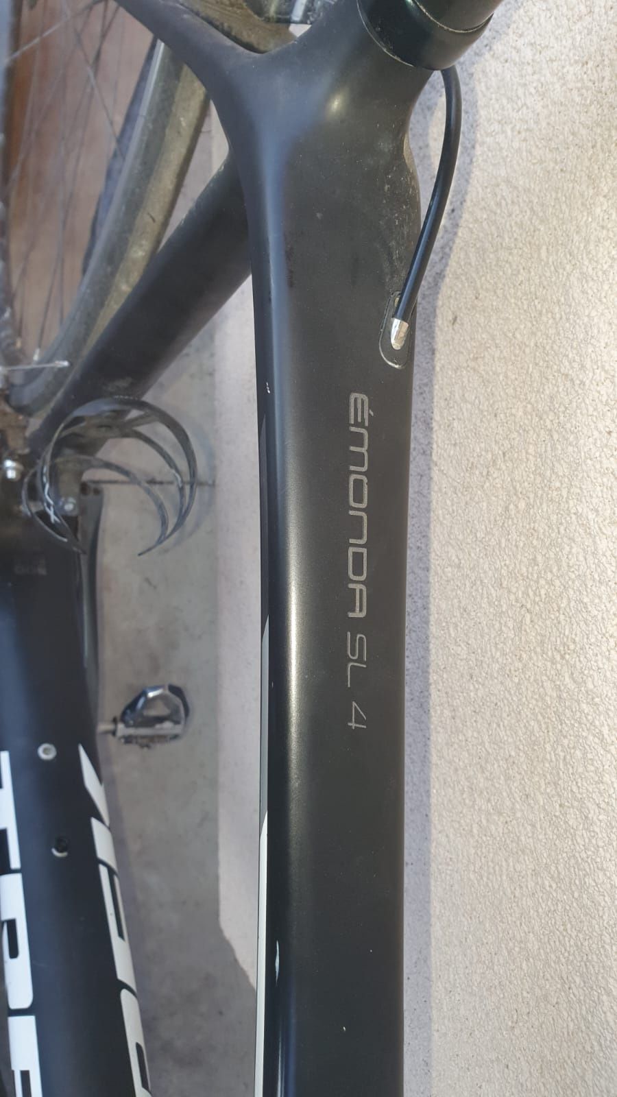 Cursier Trek Emonda SL4 Carbon Roman OLX.ro