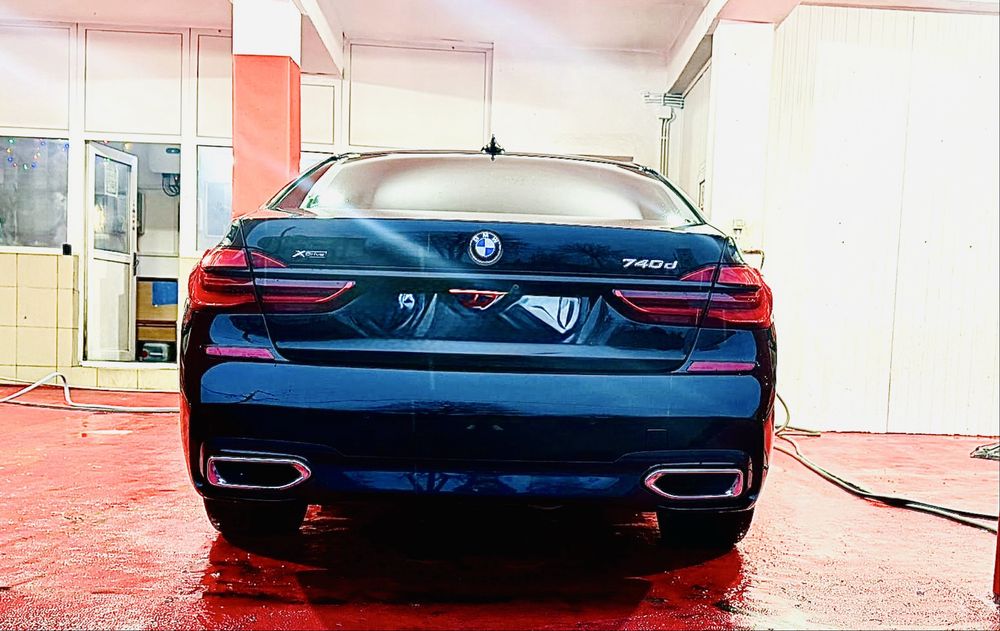 BMW 740d xDrive M Packet  – 2016 – Full Options – Întreținut exemplar
