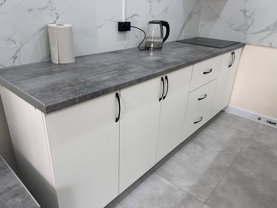 Продается кухонный гарнитур