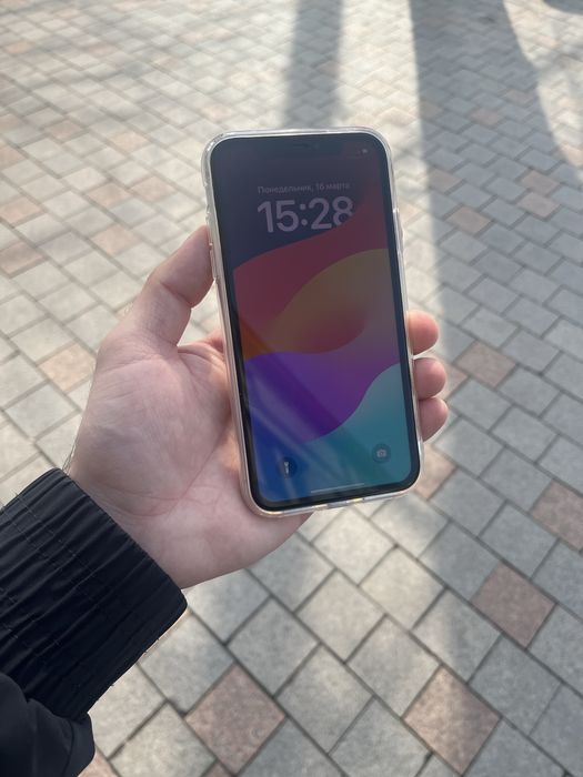 Продам телефон Айфон 11 128Gb