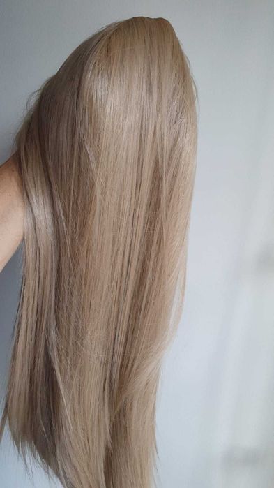 Perucă lungă dreaptă- Blond cenușiu 65 cm -NR .9