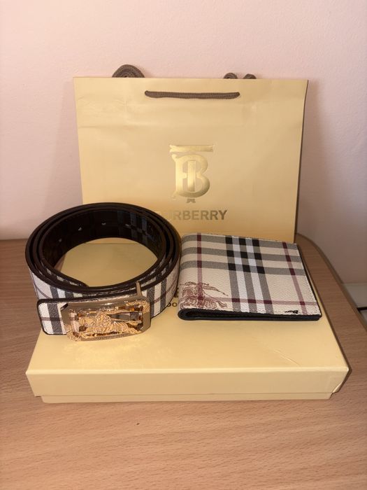 portofel si curea Burberry