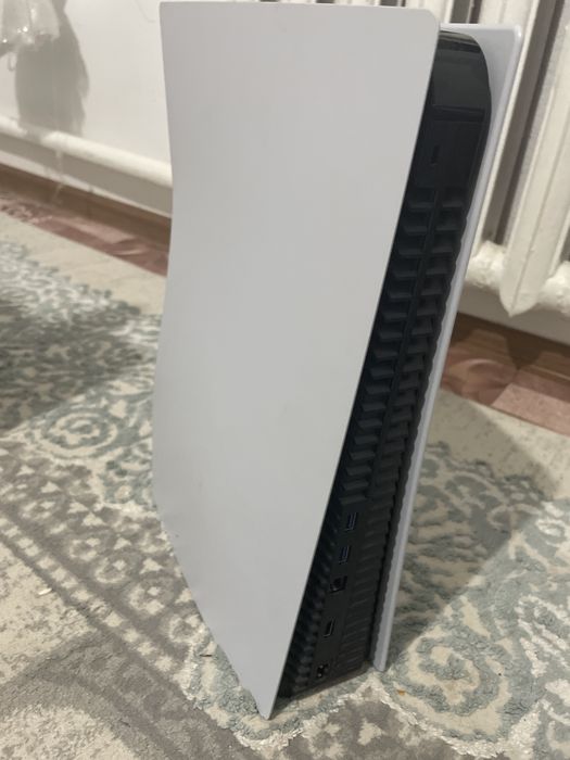 PlayStation 5 Model:CFI -1208A