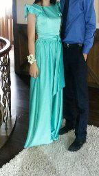 Нарядные женские платья,