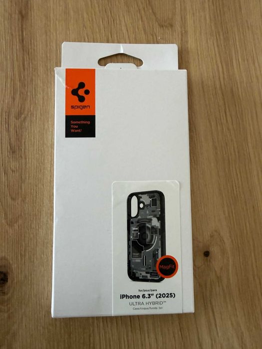 iPhone 17 256GB + 200 лева брутални калъфи