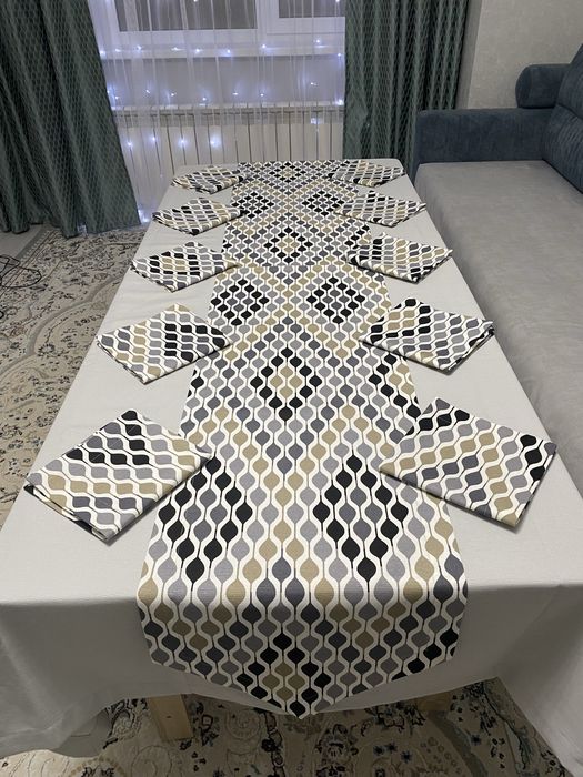 Скатерть, раннер и салфетки