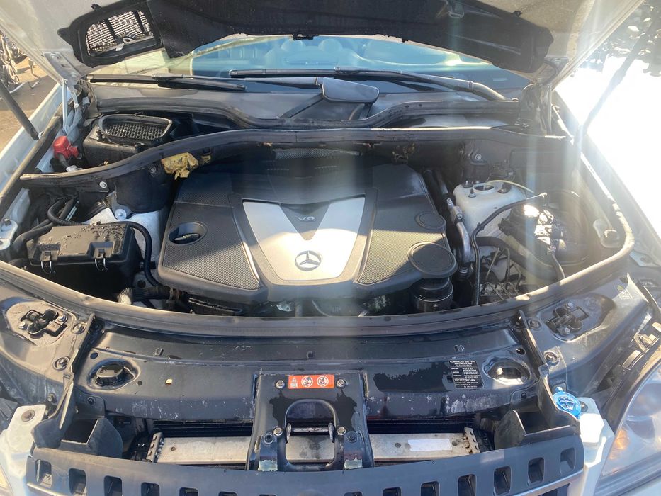Dezmembrez mercedes ml 320cdi w164 AMG/bara amg w164/far w164/grila/